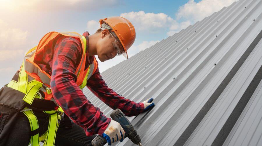 Owens Corning roofing contractor in Yorktown, IN